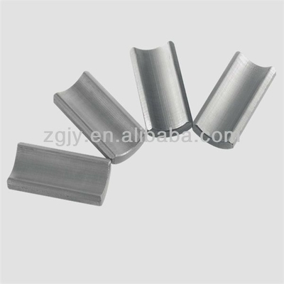 Compact en krachtig 4.8 G/cm3 3.5 MGOe Ferrietblokmagneet