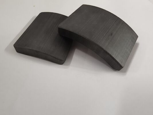 Y30BH Gesinterde ferrietsegmentmagneet 60 mm OD voor BLDC-motorrotor OEM Custom