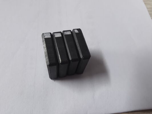 Y33 Permanente Ferrietmagneet SrO 6Fe2O3 Voor Magnetische Separator TS16949