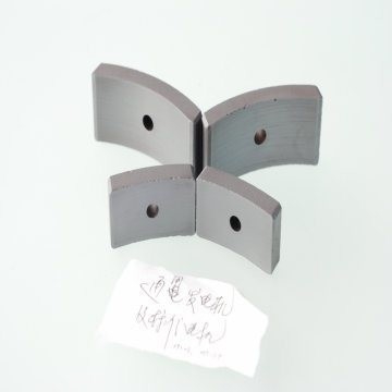 Aangepaste Stabiele Algemene Anisotrope Gesinterde Ferrietmagneet voor Generators